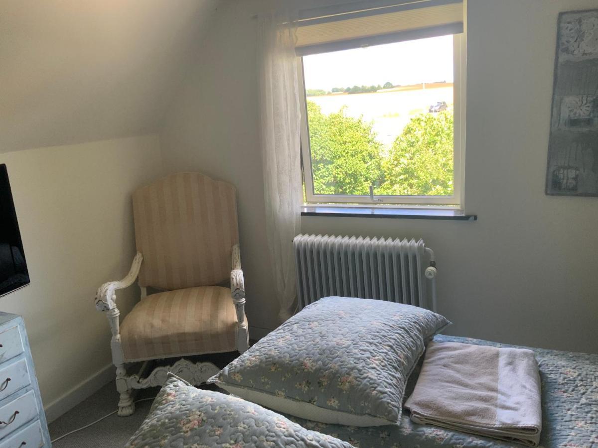 Bed and Breakfast Den Gamle Apotekergaard Hong Экстерьер фото
